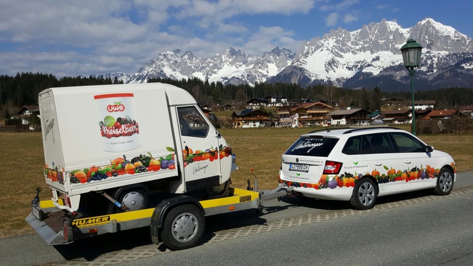 Fruits on the road